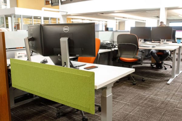 Interoffice-Bobcat-2807