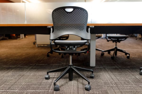 Interoffice-Bobcat-2853