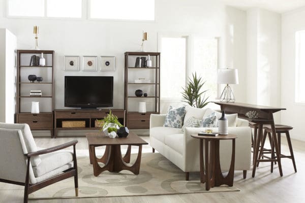 RS11636_MT_WalnutGroveLivingRoom_mc_9952-9955_moreFloor-hpr